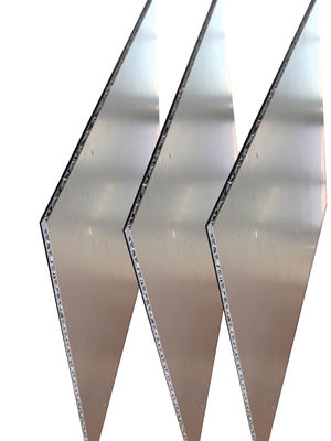 অ্যালুমিনিয়াম রচনা ইউভি রশ্মি এবং চরম Weacorrugated প্যানেল ক্ষয় প্রতিরোধের উচ্চতর প্রদান করে